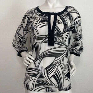 Banana Republic Black & White Geometric Patterned 3/4 Sleeves Cottagecore Top M